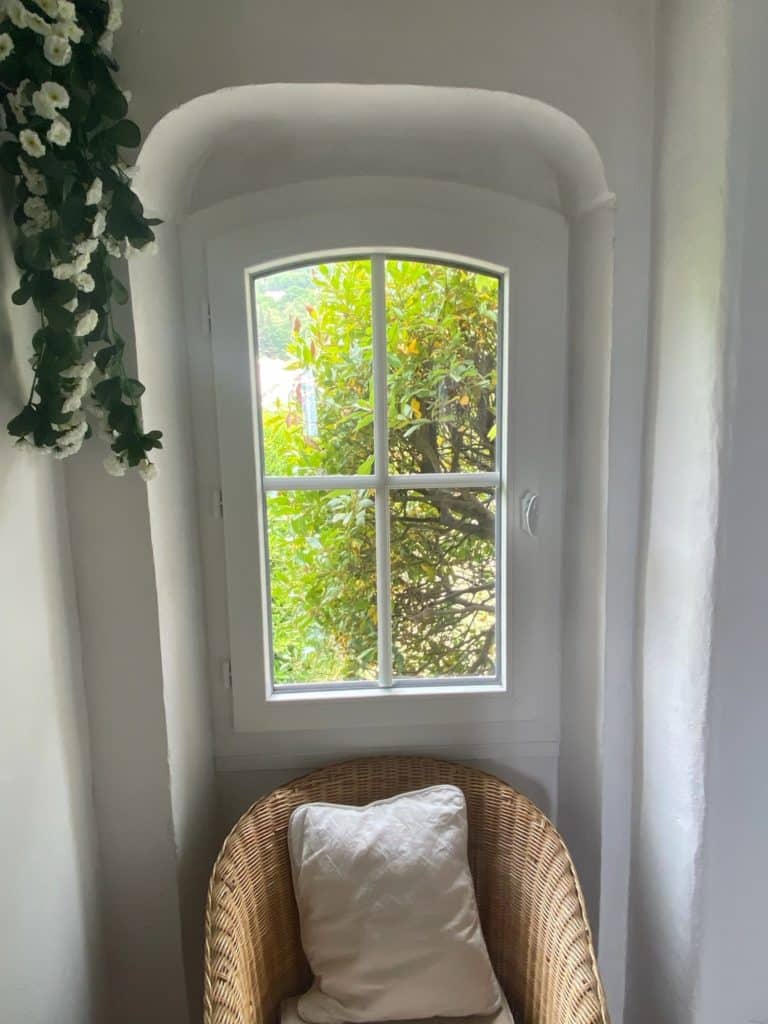 Fenêtre PVC Cintrée Blanche Avec Petits-Bois Beauzelle