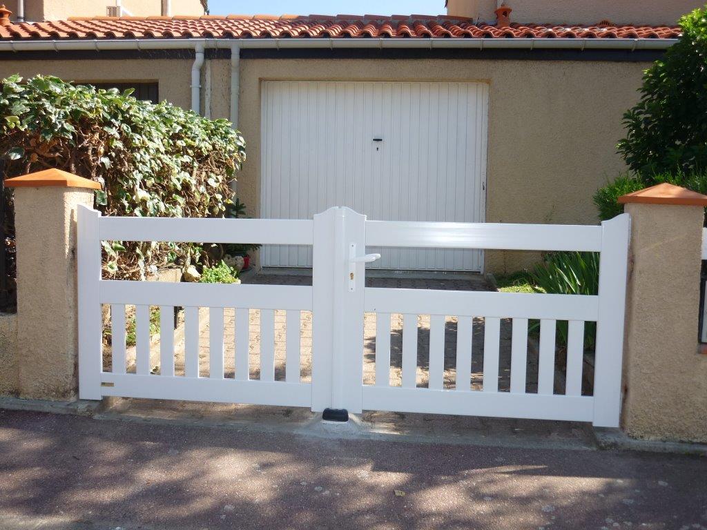 PORTAIL PVC 3