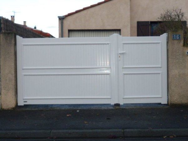 PORTAIL PVC 4