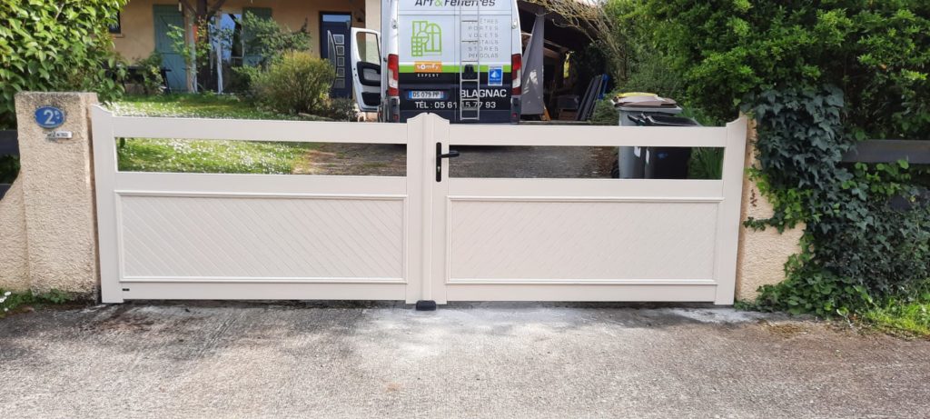 PORTAIL PVC 7