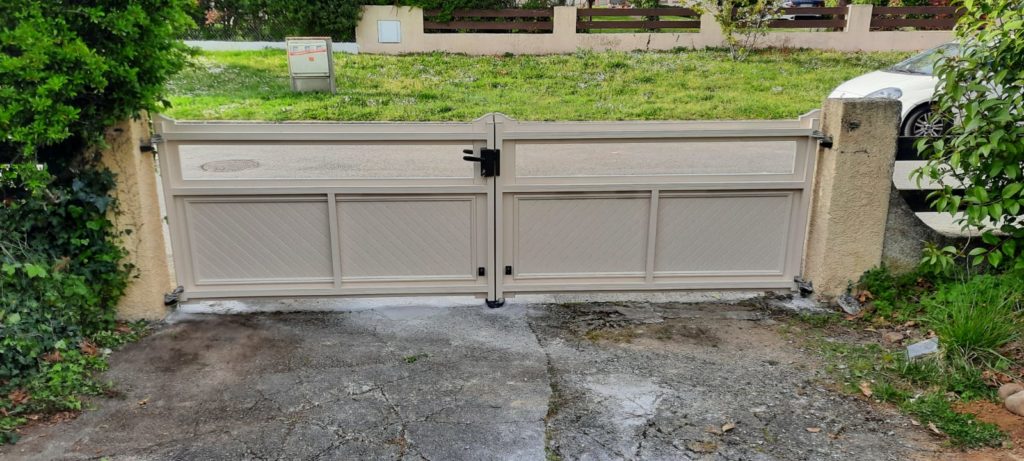 PORTAIL PVC 8